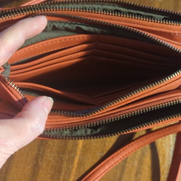 Matt & Nat Crossbody bag - Picture 4 of 8